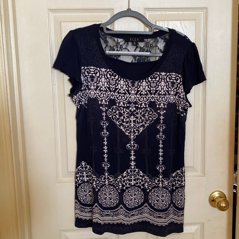 Woman’s top